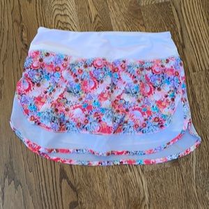 Lululemon tennis skirt 4